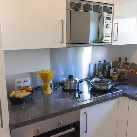 Boardinghouse - Adults Only -