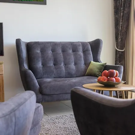 Boardinghouse - Adults Only -