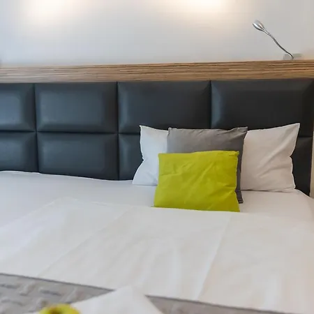 Boardinghouse - Adults Only - 3*