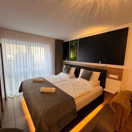 Boardinghouse - Adults Only - Aparthotel