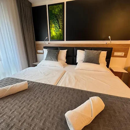 Aparthotel Boardinghouse - Adults Only - 3*