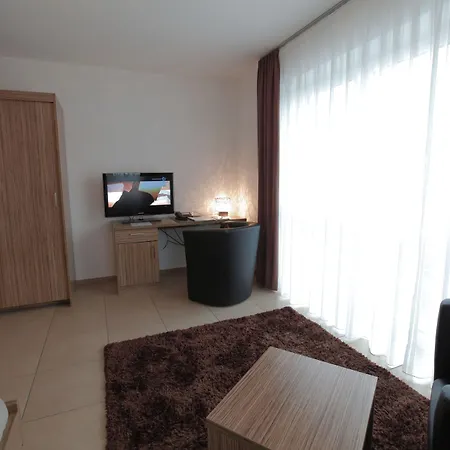 Boardinghouse - Adults Only - Kostnice