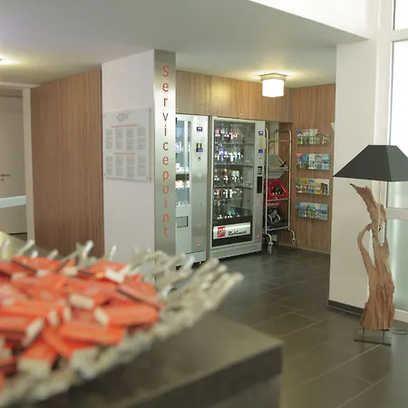 Boardinghouse - Adults Only -