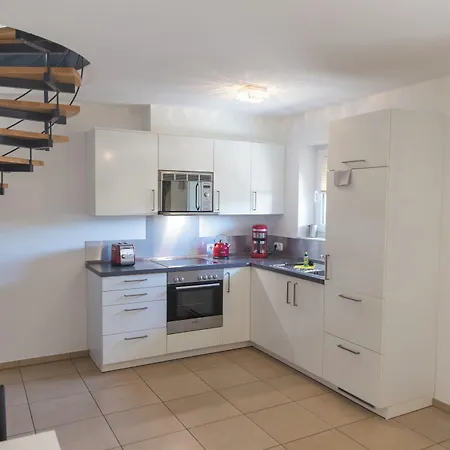 Boardinghouse - Adults Only - Lägenhetshotell 3*