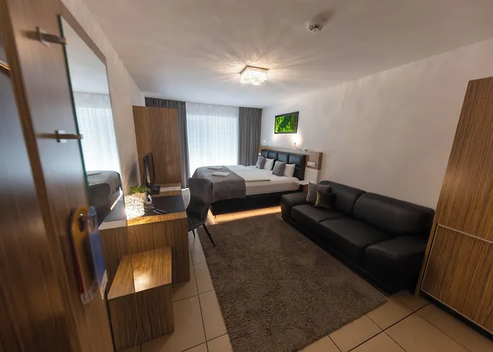 Boardinghouse - Adults Only - Apartahotel 3*